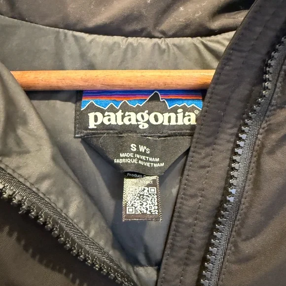 Patagonia Women's Downdrift Parka - Picture 3 of 6